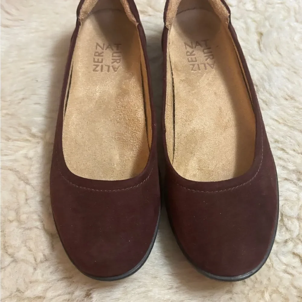 Naturalizer Purple/Maroon Suede Flats